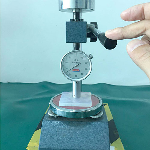 Raw material testing hardness tester