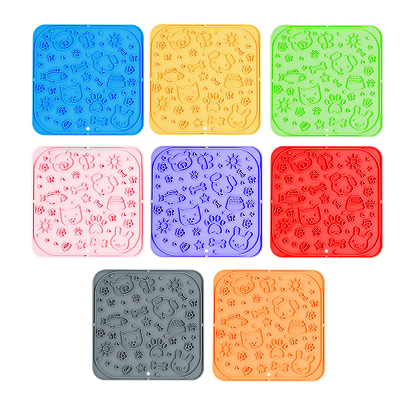 Square Cartoon Pet Silicone Licking Mat